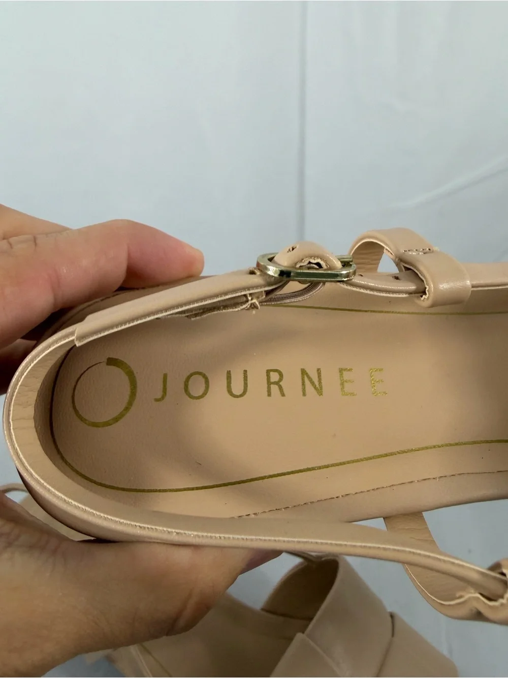 NWT Journee Collection Women’s Size 9 Nude  1 Inch Heels